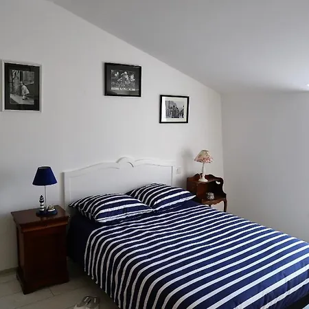 La Maison Verte 71 M² Hotel